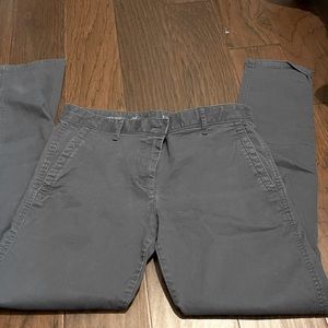 Gap Super skinny khakis size 6